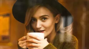 Някой някъде търси точно теб