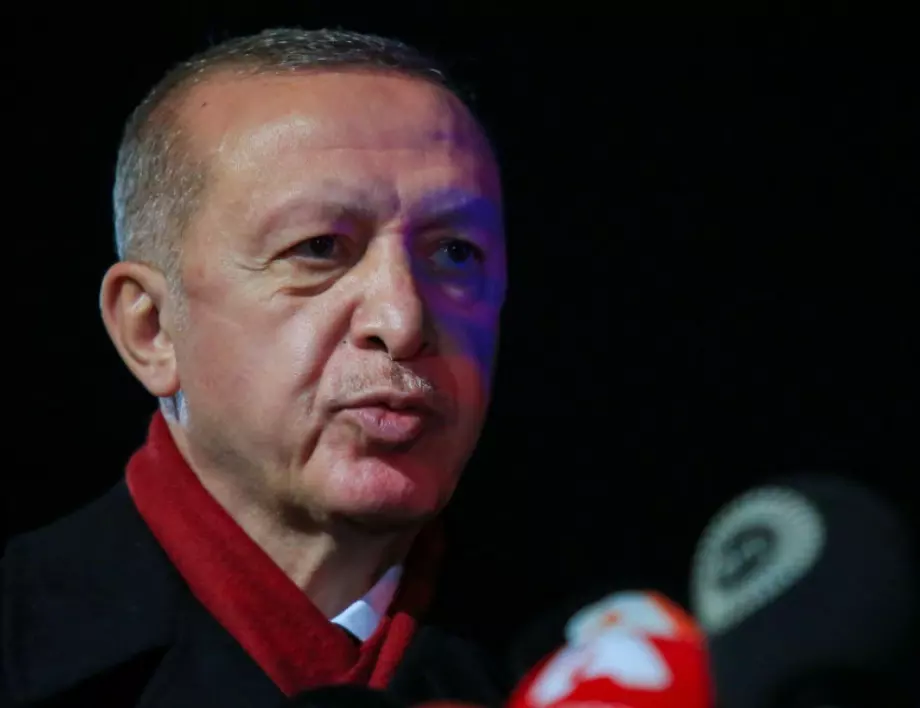 Турция ще наказва със затвор за дезинформация и фалшиви новини