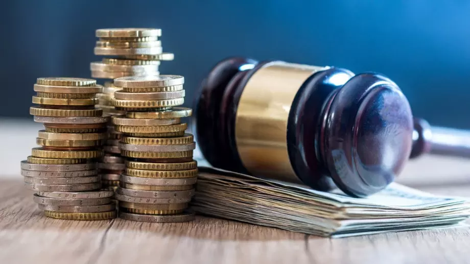 Криза не ги лови: 20 млн. лв. премии за съдебната власт