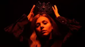 Виктория представи видеото към новата си песен