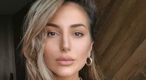 Алекс Петканова и Николета Лозанова голи за добра кауза (СНИМКИ)