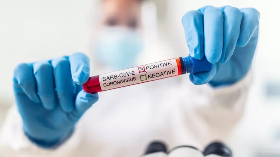 COVID в САЩ: По-тежка вълна, въпреки ваксините