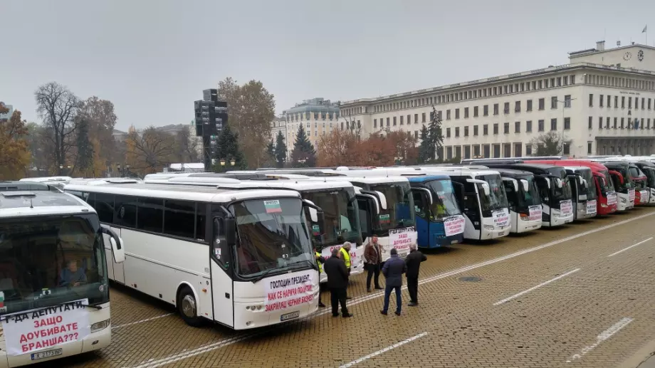Нерегламентираният превоз се инкриминира, решиха депутатите