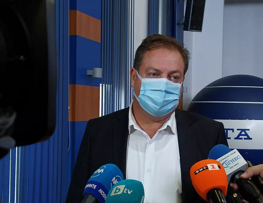 Иван Маджаров: Задължителното ваксиниране не стои на дневен ред