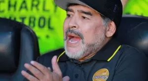 Богатство за милиони и много проблеми: Какво остави Марадона?