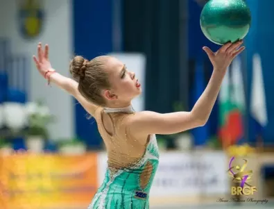 Гимнастичката Стиляна Николова: Искам да участвам на Олимпиада (ВИДЕО)