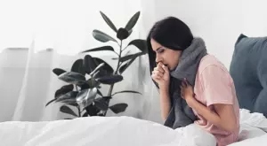 Отвара против кашлица от прясно мляко и смокини