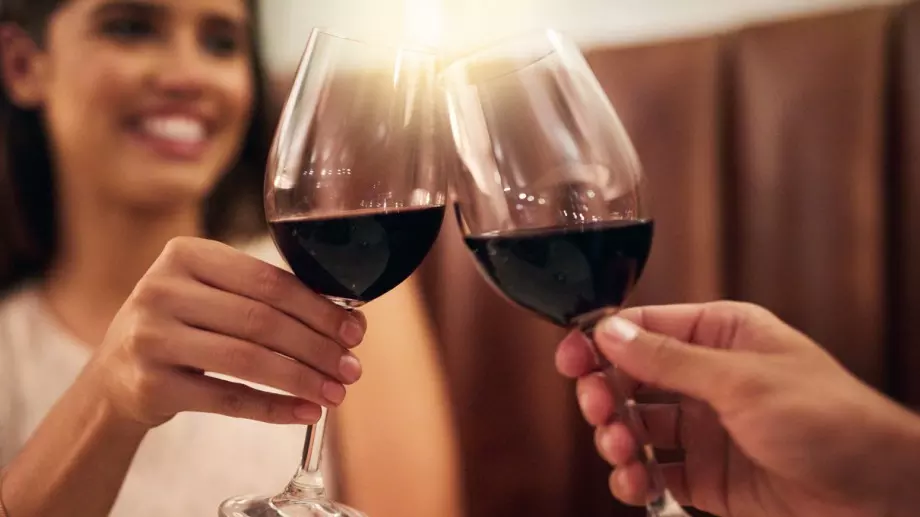 18 оригинални пожелания за Никулден