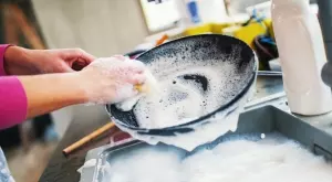 Ето как трябва да се грижите за керамичните тигани