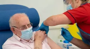 COVID-ваксинацията - на дневен ред в парламента