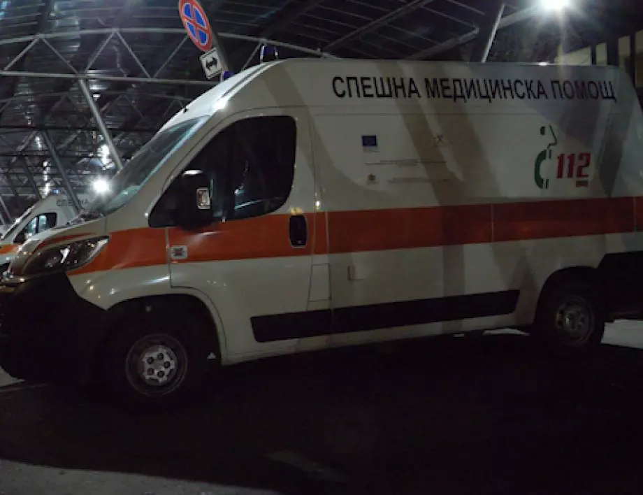 Дъщеря на починал от COVID-19 обвинява Спешното във Враца, те отговарят: "Медици сме, не богове"
