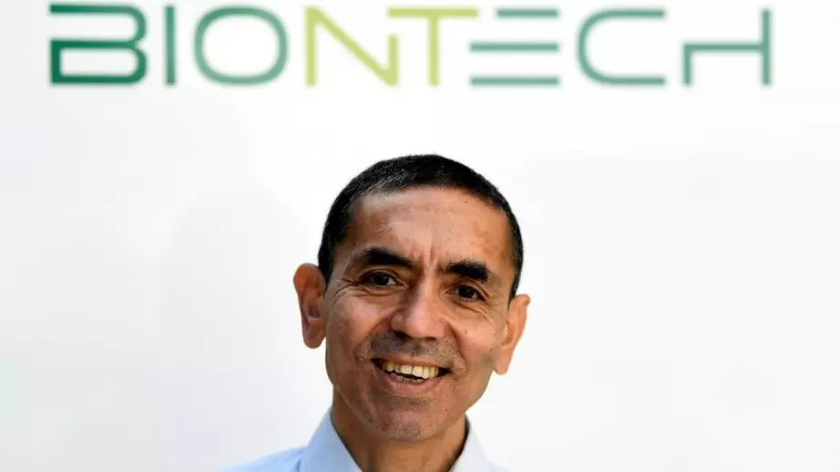 Ваксината срещу Covid-19 направи емигрант милиардер