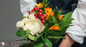 Доставка на цветя в София за празниците от LaRose