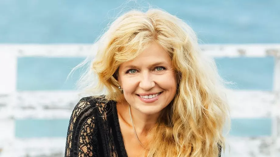 Мадлен Алгафари: Да сме различни днес се превръща в патология