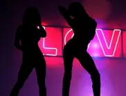 Арестуваха собственик на стриптийз клуб в Пловдив, предлагал танцьорки за секс услуги 