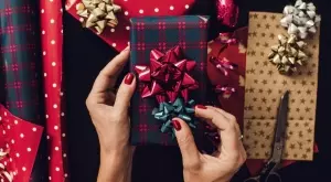 Идеи за коледни подаръци за любимите хора