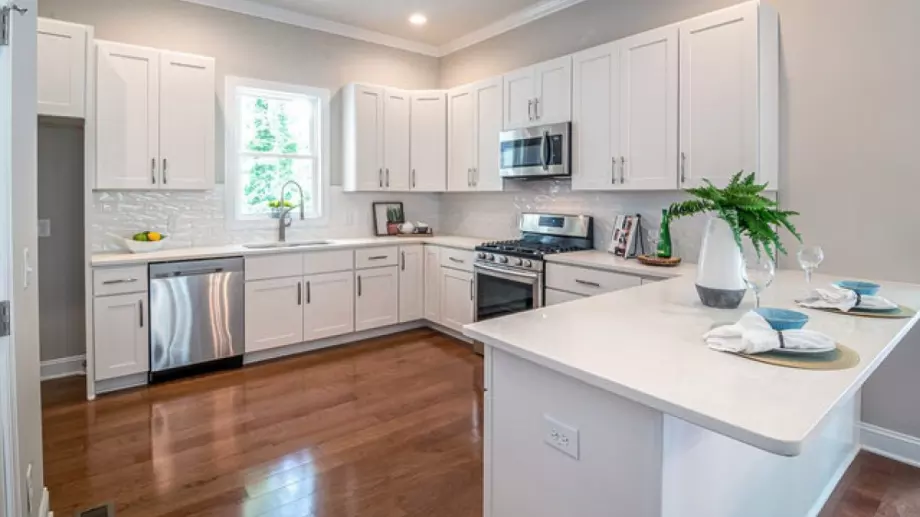 Обзавеждане на кухнята - от какво да спестим и къде да похарчим повече?