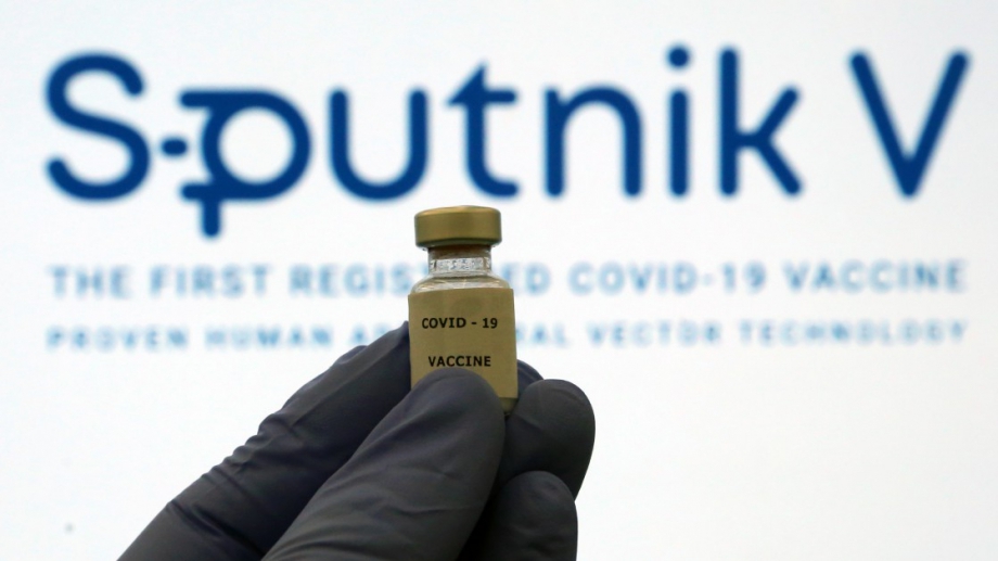 Успехът на руската ваксина срещу коронавирус поставя интересна дилема за
