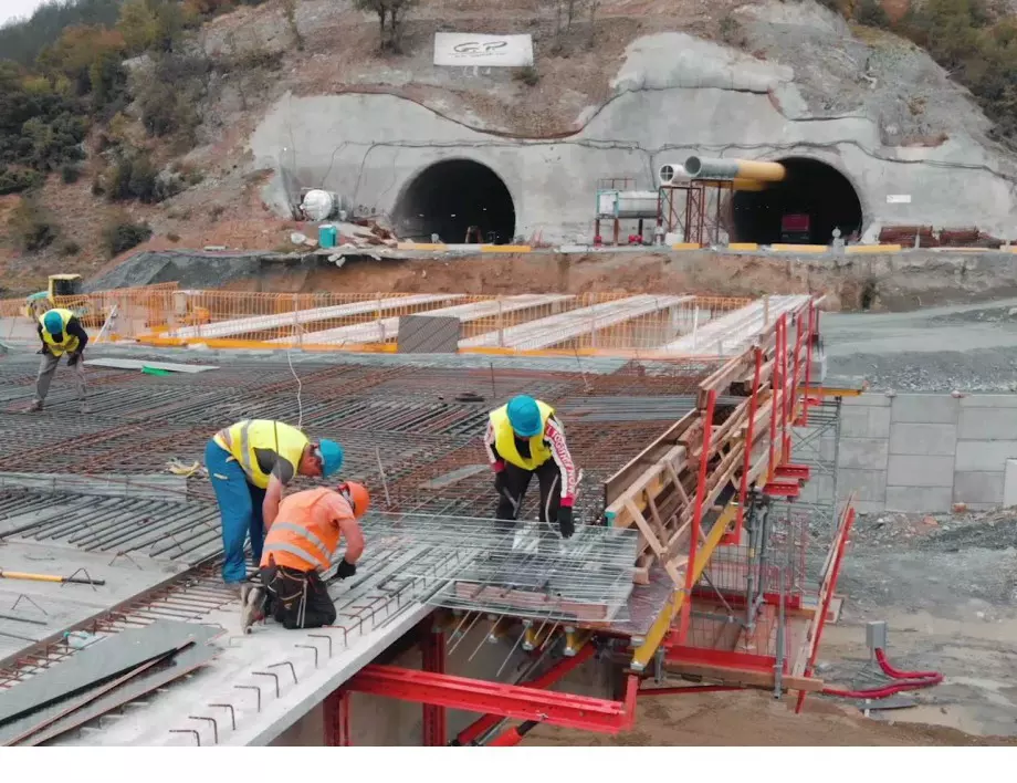 След проверка на ИПБ: Тунел "Железница" е неизползваем заради свлачища