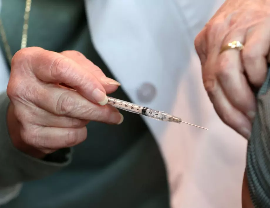 Проблеми с ваксинацията срещу COVID-19 в Германия 