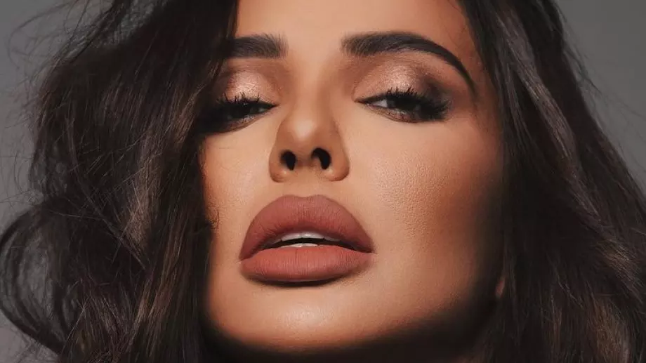 Николета Лозанова на топло и гола (СНИМКИ)