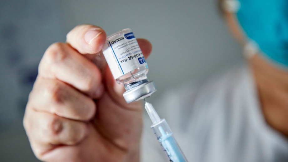 Русия регистрира ваксината срещу коронавирус която ще се прилага