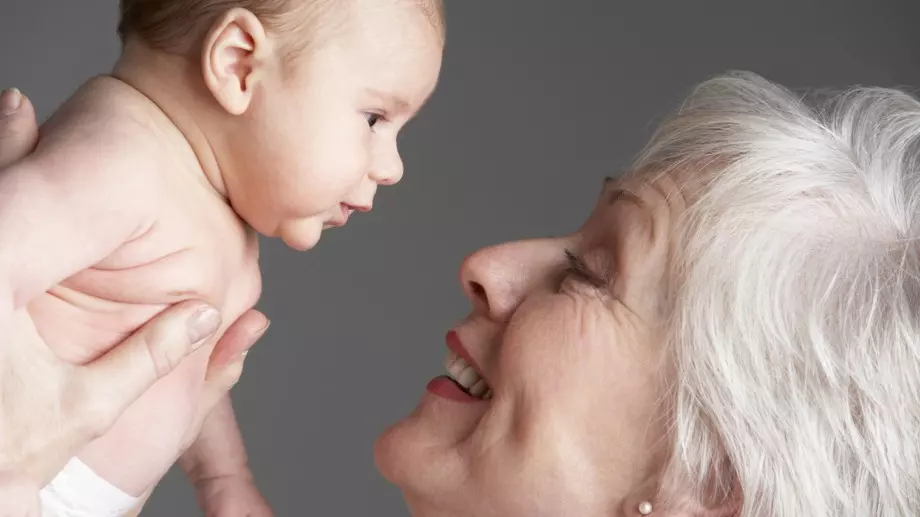 Традиции и обичаи на днешния празник Бабинден