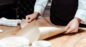 4 хитри приложения на хартията за печене у дома (ВИДЕО)