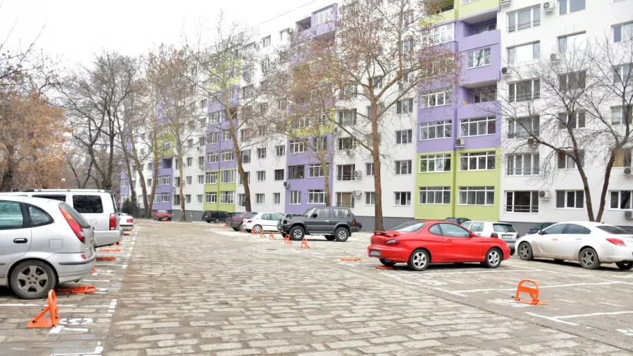 Гараж в София струва колкото ново жилище по морето