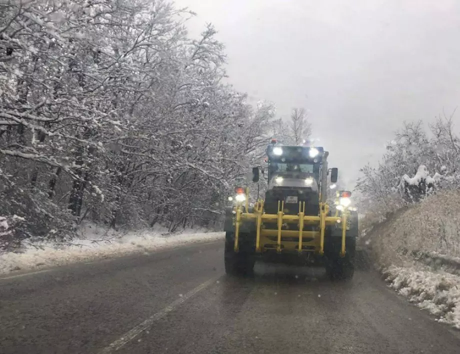 Всички пътища у нас са проходими при зимни условия