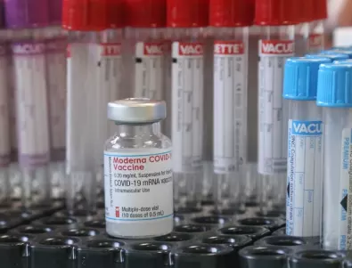 ЕС сключи сделка с „Moderna“ за по-бърза доставка на ваксини 