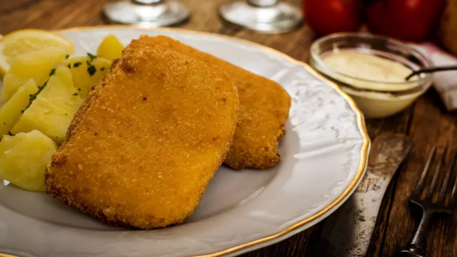 Паниран кашкавал с бира