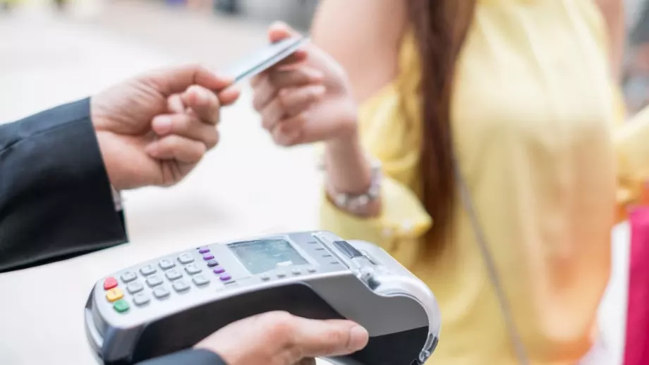 Големите магазини се отказват от хартиените касови бележки