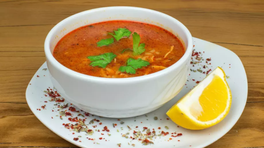 Доматената супа никога не е била толкова вкусна. Ето как да я направите