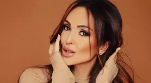 Няма да я познаете: Ето как изглеждаше Глория в началото на кариерата си (СНИМКИ)