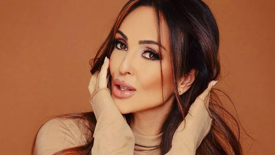 Глория и мъжът ѝ заживяха заедно (СНИМКИ)