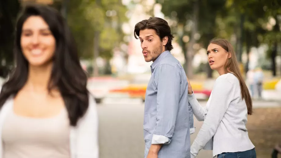 Как всяка зодия се справя с ревността 