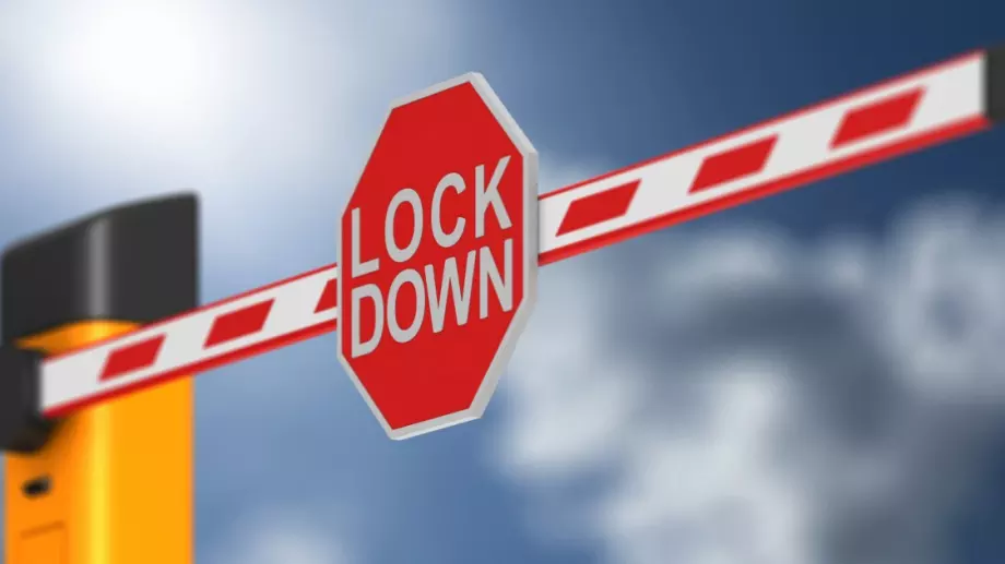 Туроператори и туристически агенти алармират, че са пред колапс