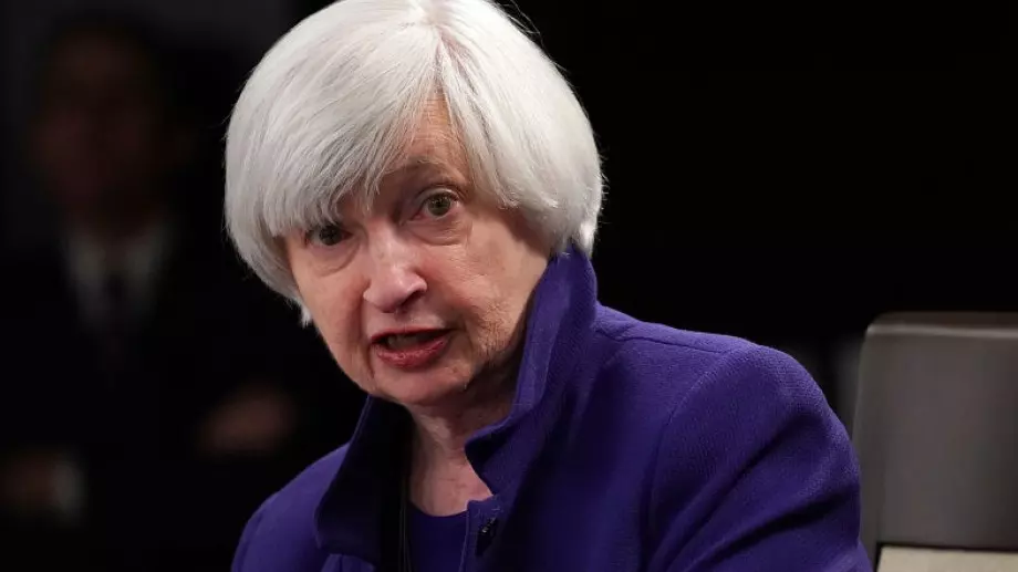 Йелън предупреди, че ситуацията с дълга вече е опасна за икономиката