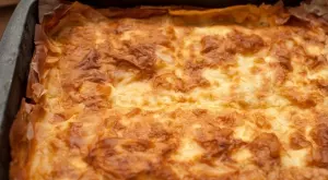 Мързелива селска баница за работещи домакини