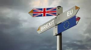 Хиляди може да загубят право да пребивават във Великобритания заради коронавируса