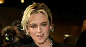 Първа снимка на Кристен Стюарт като принцеса Даяна