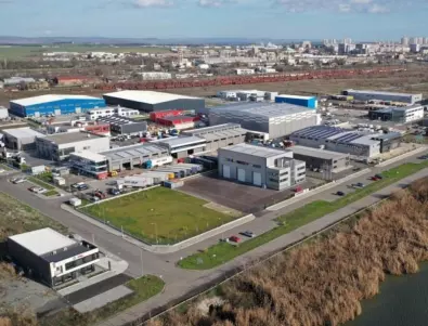 Четири български фирми подготвят заводи за над 13 милиона лева в Бургас