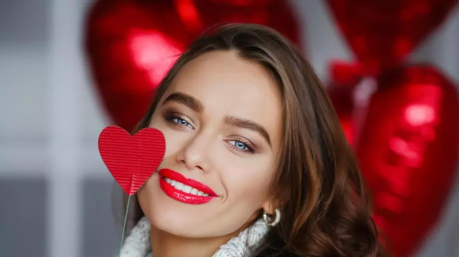 Месечен хороскоп за февруари 2021