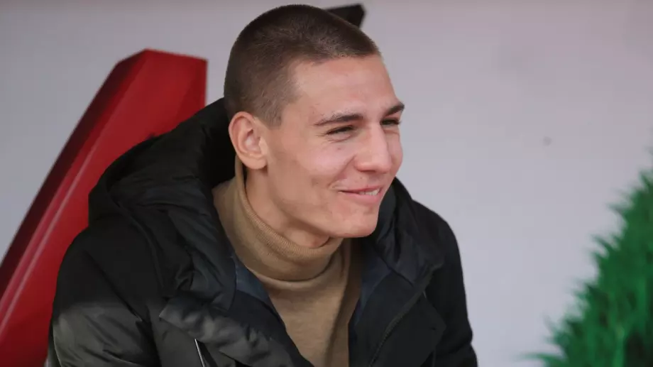 Валентин Антов е в групата на Болоня за двубоя в Серия А