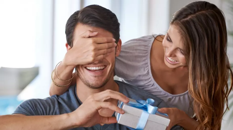 Кой празнува имен ден днес, 5 януари 2023