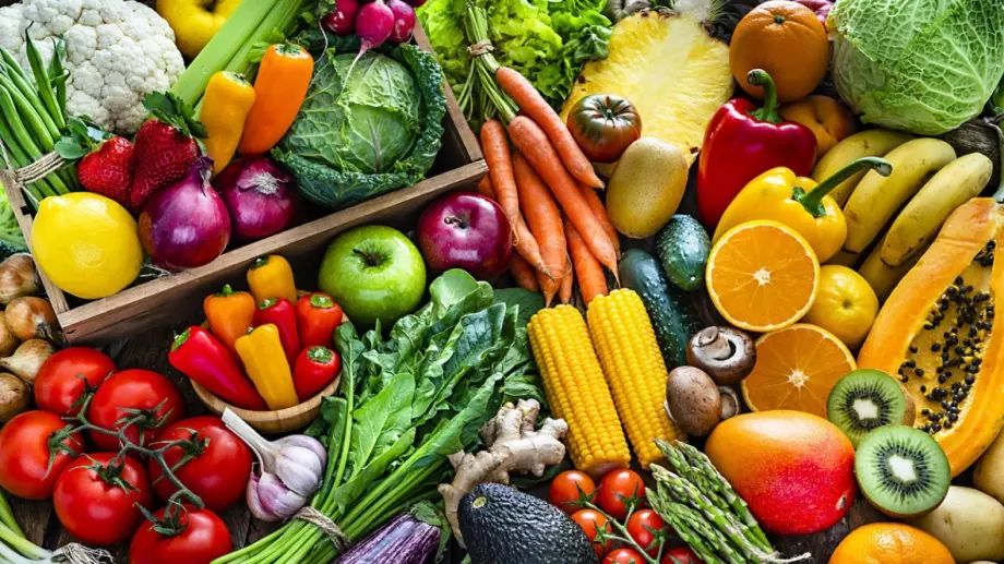 Вносните плодове и зеленчуци доминират българския пазар