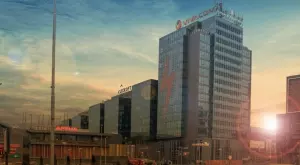  {{ otherArticle[0].article.title }} 