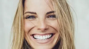 Това са НАЙ-полезните храни и напитки за зъбите