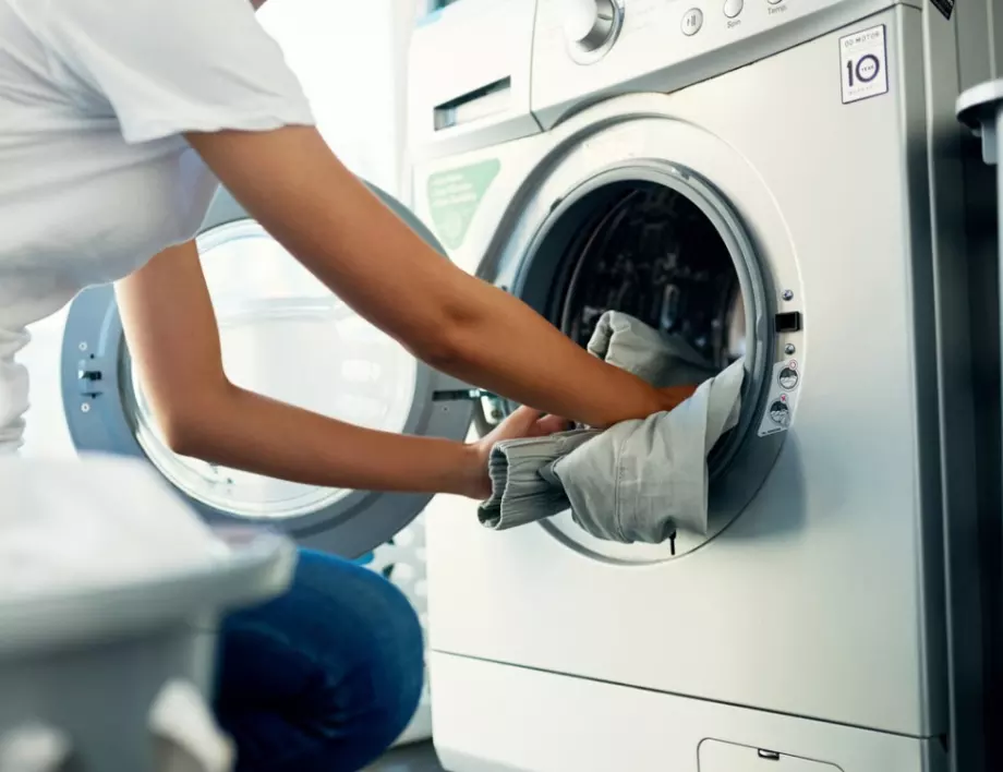 Как правилно се пере пухено яке в пералня?